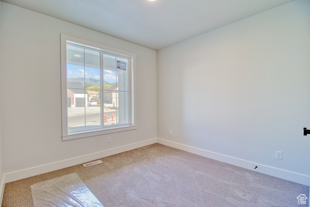 1338 S 450 E Payson, UT 84651