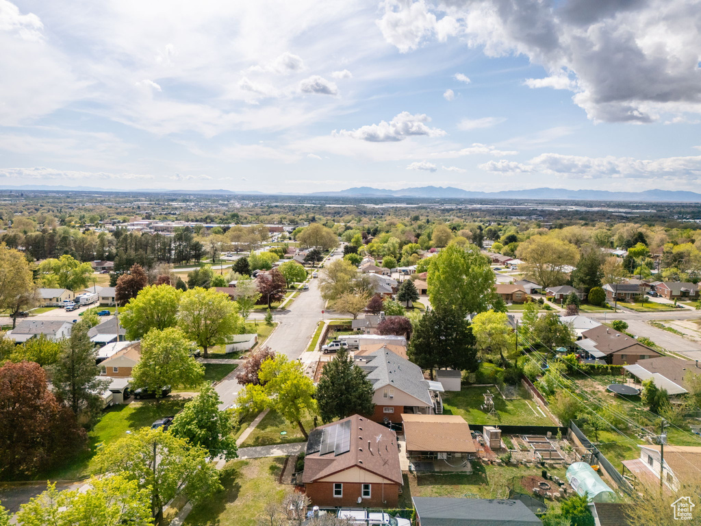 Bird\\\\\\\\\\\\\\\'s eye view featuring a mountain view and a residential view