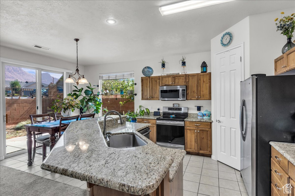 240 W 225 S Ivins, UT 84738