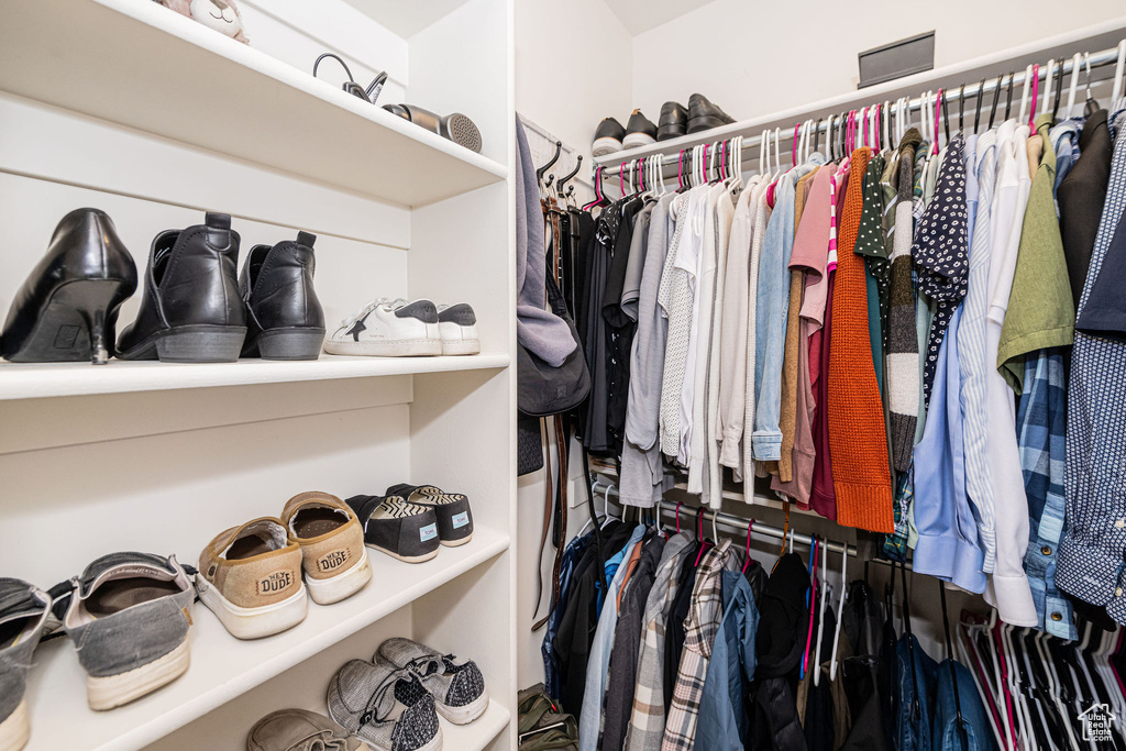 View of walk in closet