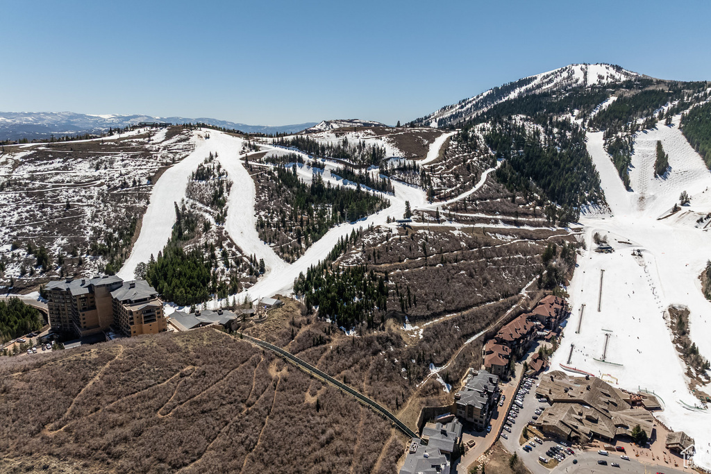 View of mountain feature
