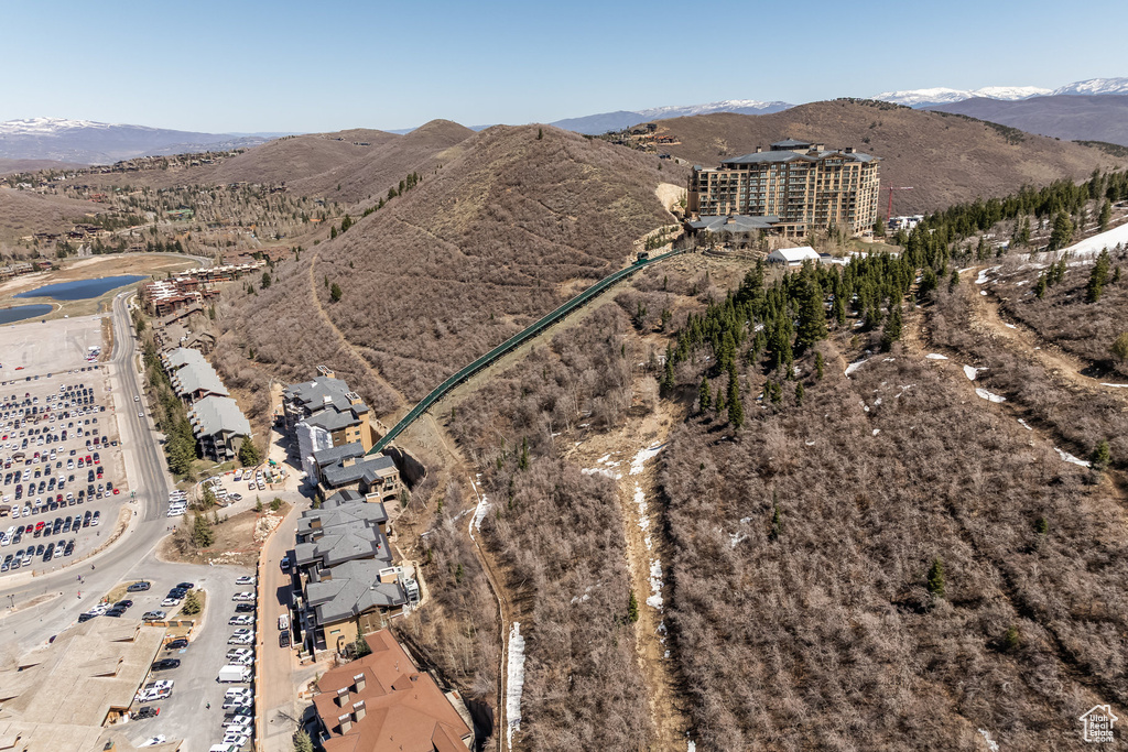 Bird\'s eye view featuring a mountain view