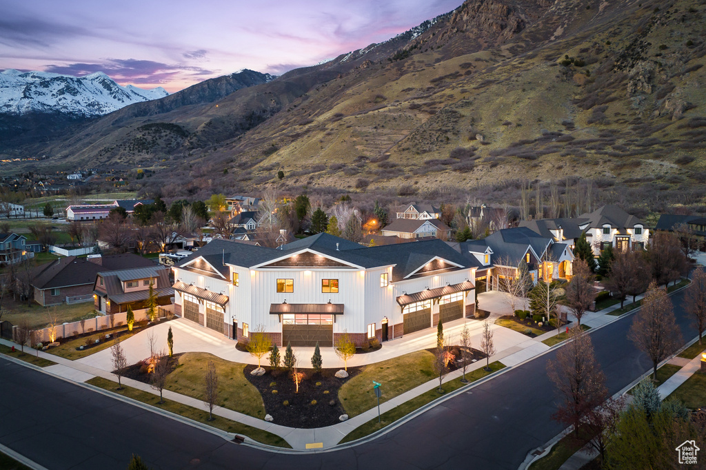 View of mountain feature featuring a residential view