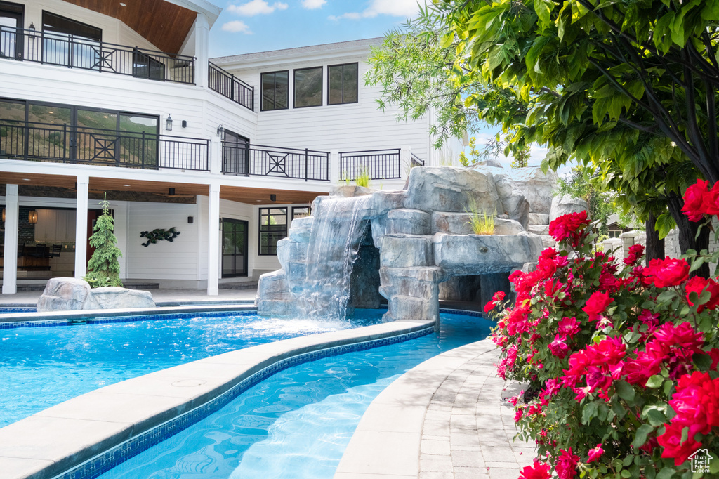 Swimming pool featuring a patio