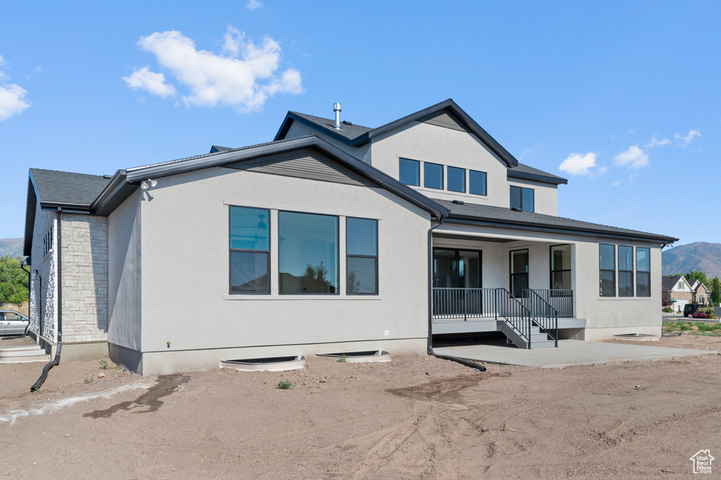 Photo 4 for MLS #2079590 at 34 S Preston St