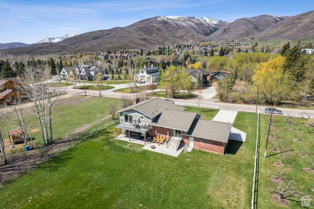 Bird's eye view with a residential view and a mountain view
