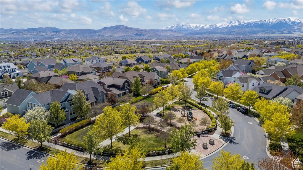 Aerial view featuring a mountain view and a residential view