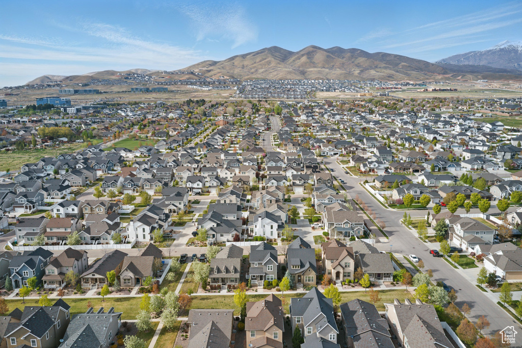 Bird's eye view with a residential view and a mountain view