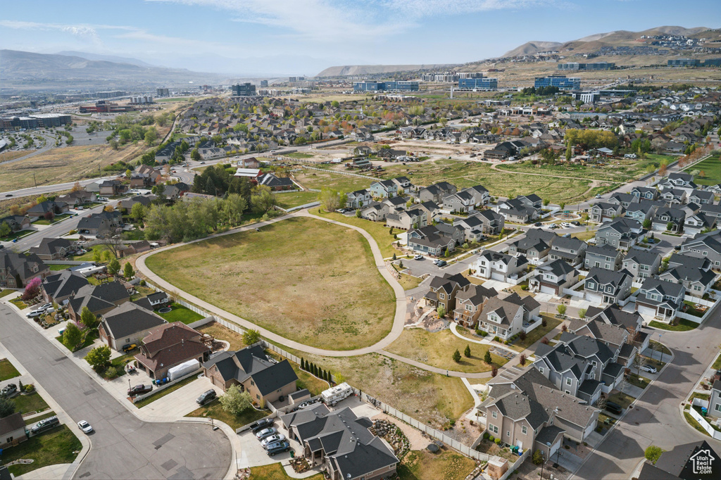 Aerial view with a residential view and a mountain view