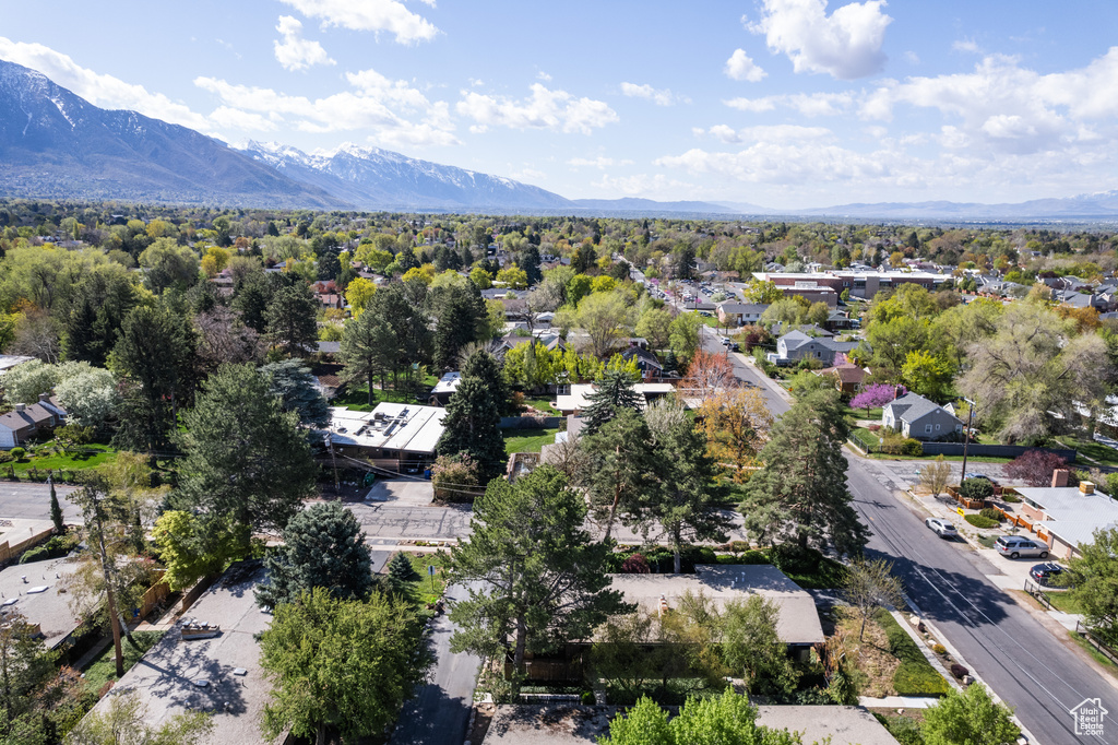 Bird\\\'s eye view featuring a mountain view and a residential view