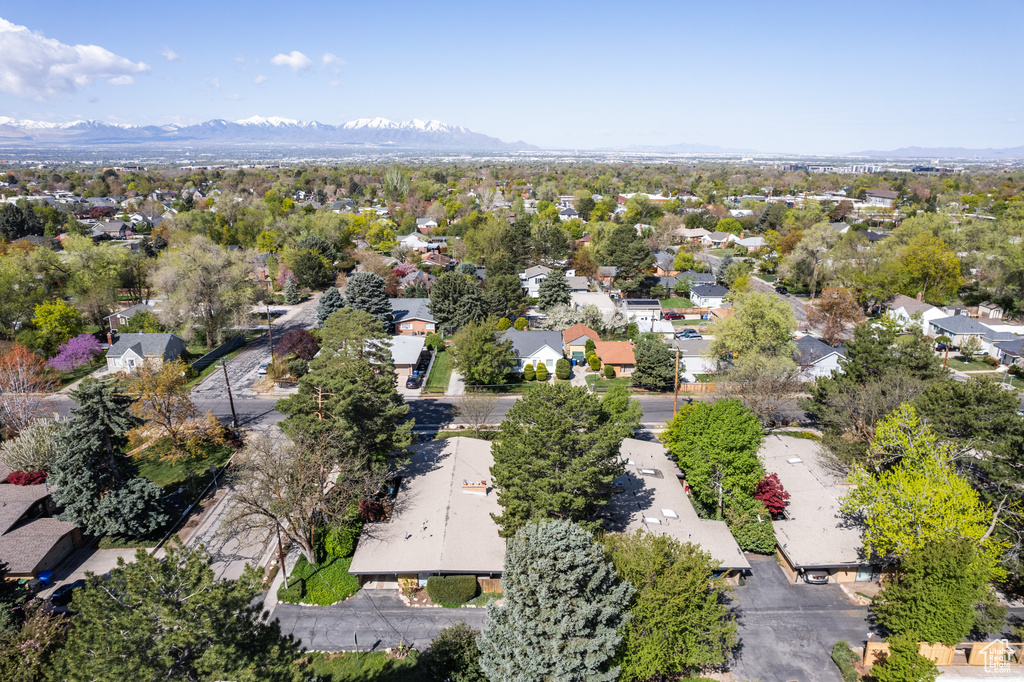 Drone / aerial view featuring a residential view and a mountain view