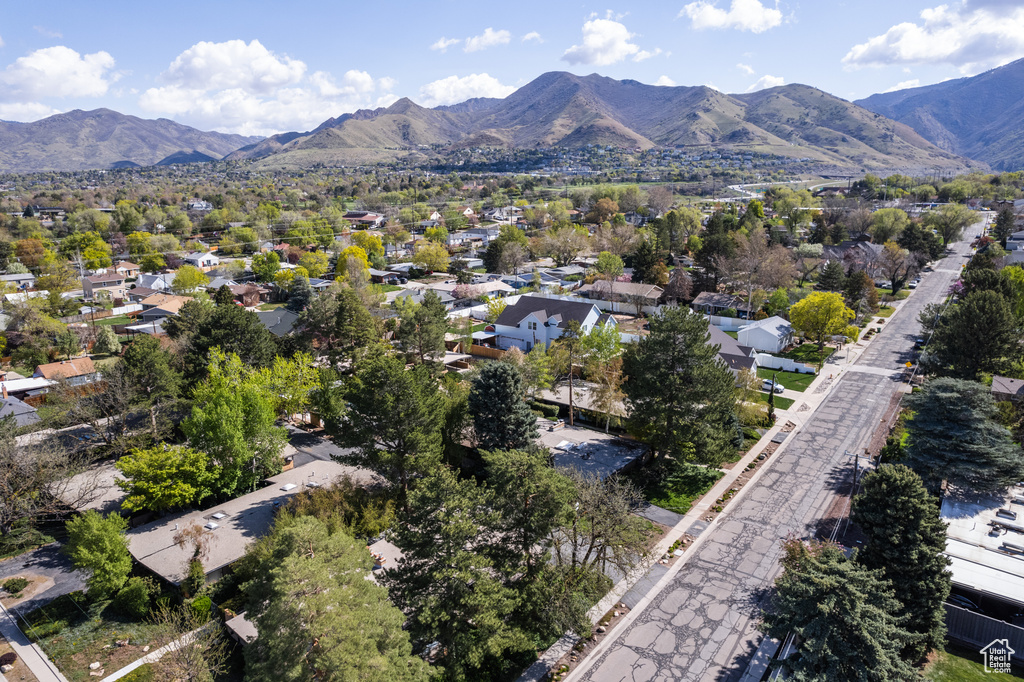 Bird\\\'s eye view featuring a mountain view and a residential view