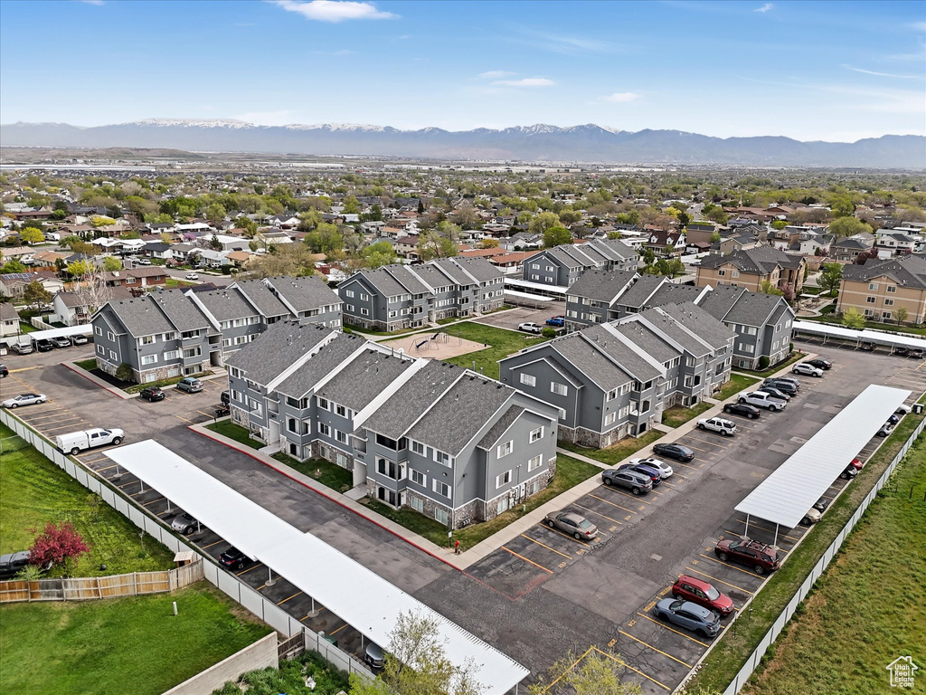 Bird's eye view featuring a mountain view and a residential view