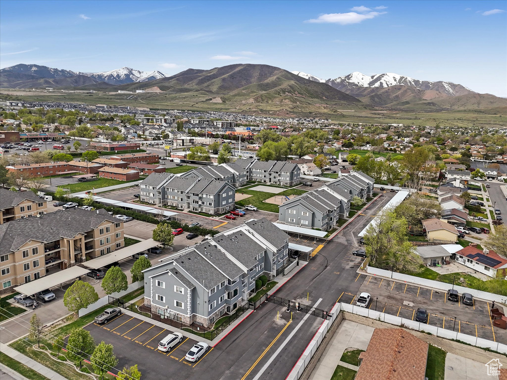 Bird's eye view with a residential view and a mountain view