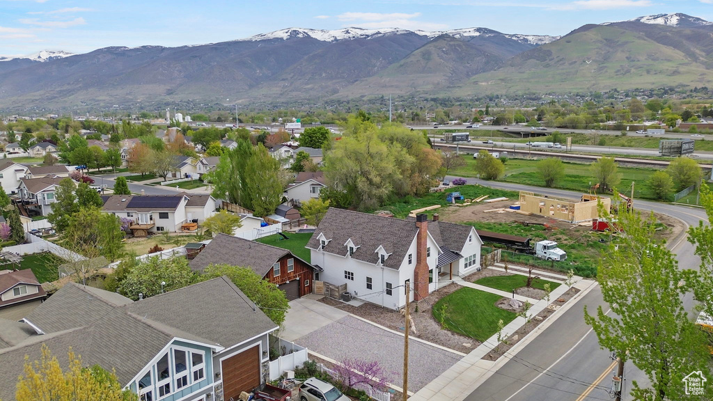Bird\'s eye view featuring a residential view and a mountain view