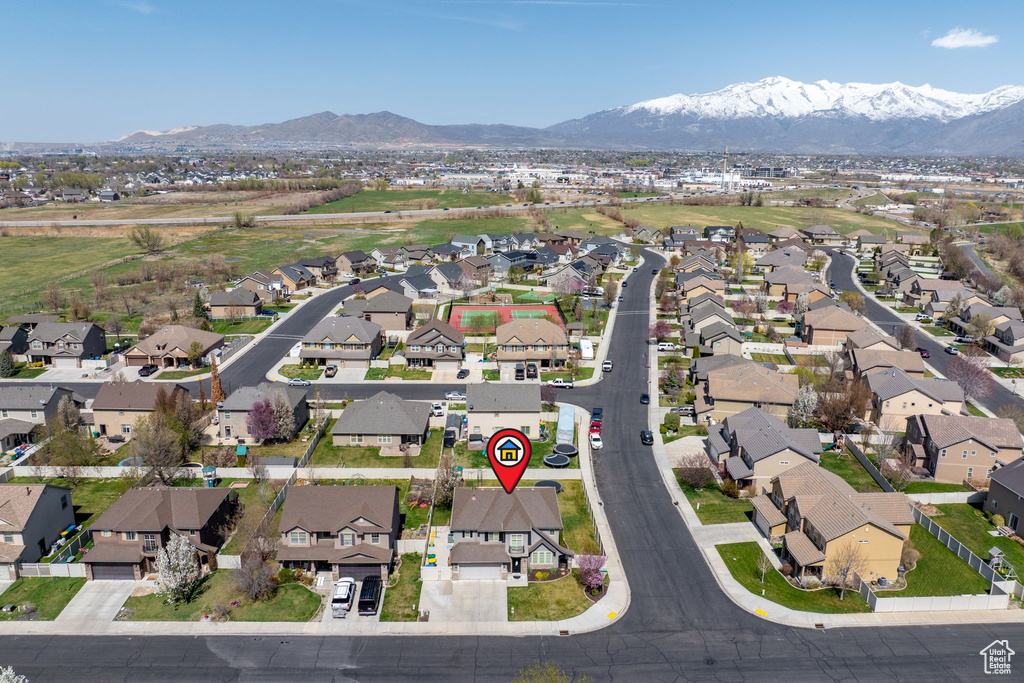 Bird\'s eye view featuring a mountain view and a residential view