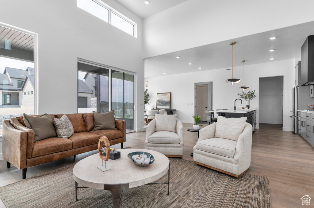 4197 N MAPLE HOLLOW DR #120 Lehi, UT 84048