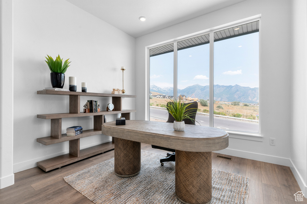 4197 N MAPLE HOLLOW DR #120 Lehi, UT 84048