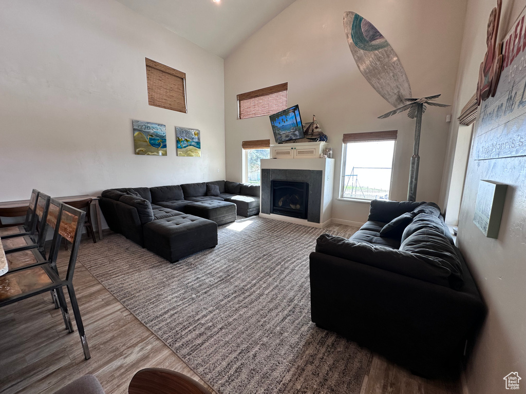 Photo 56 for MLS #2080198 at 55 Sand Ct #8
