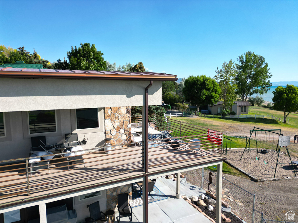 Photo 10 for MLS #2080198 at 55 Sand Ct #8