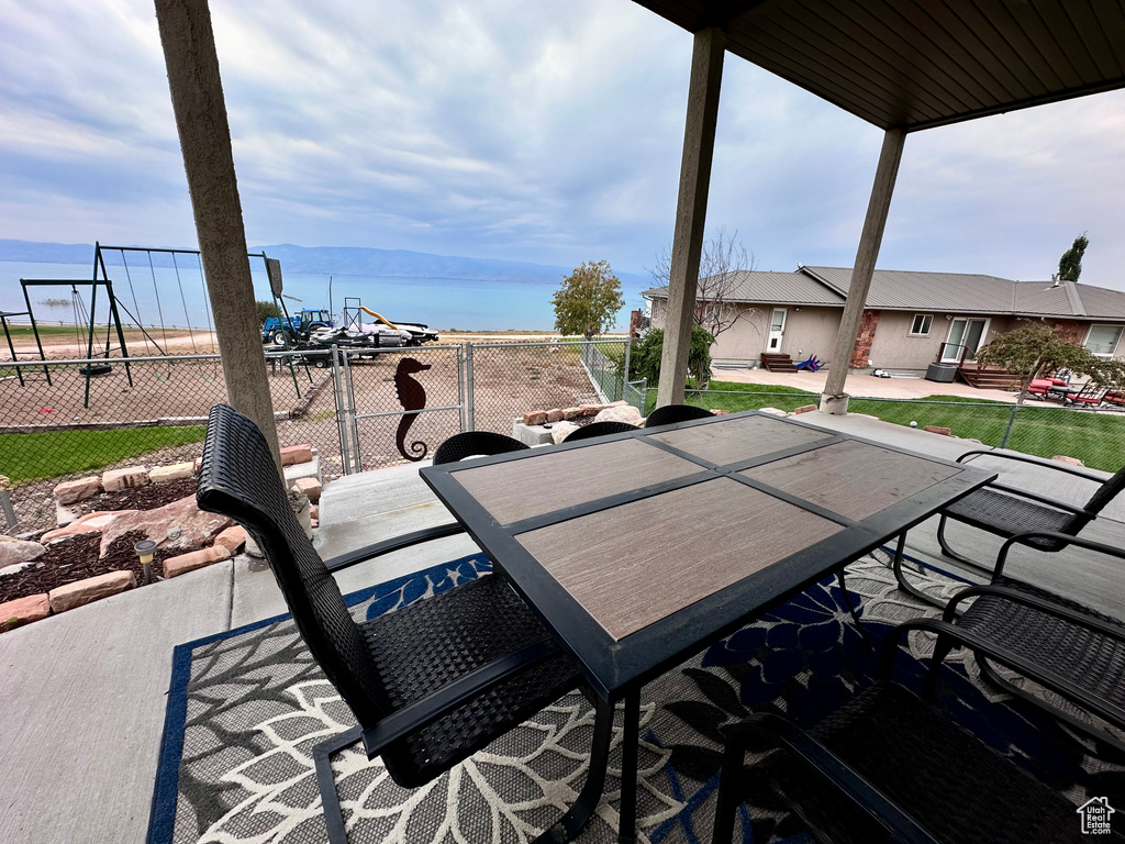 Photo 2 for MLS #2080198 at 55 Sand Ct #8
