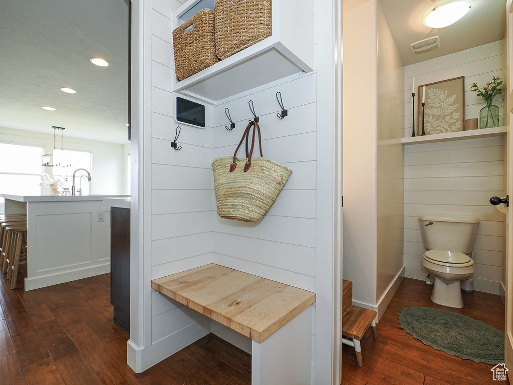 Mudroom featuring visible vents, recessed lighting, and dark wood finished floors