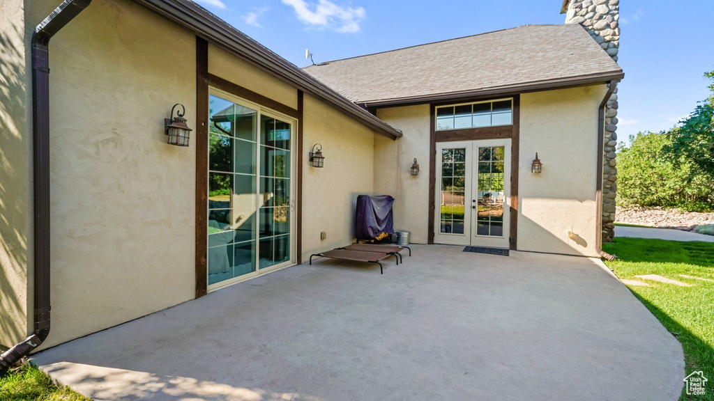 View of patio / terrace with french doors