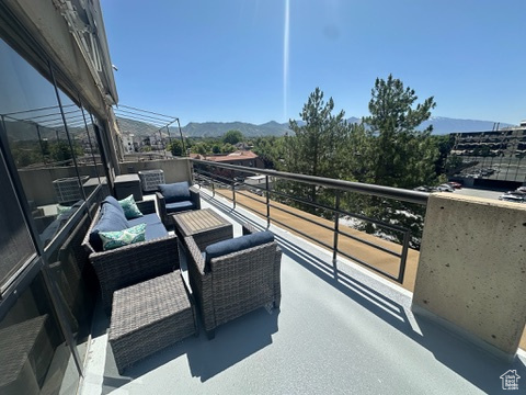 560 E SOUTH TEMPLE ST #302 Salt Lake City, UT 84102