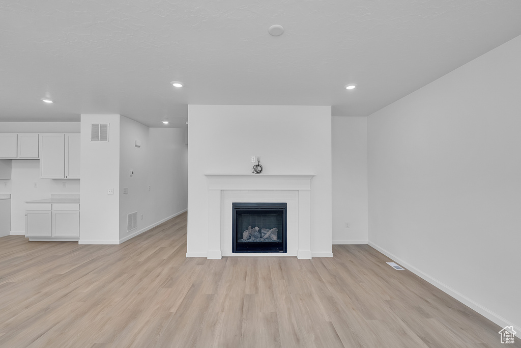 2090 E BURGER ST #1244 Lake Point, UT 84074