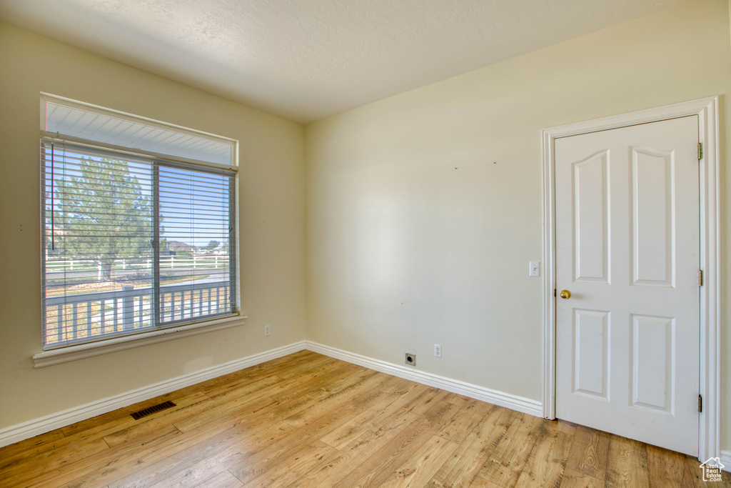 Photo 15 for MLS #2080558 at 431 W 3460 North