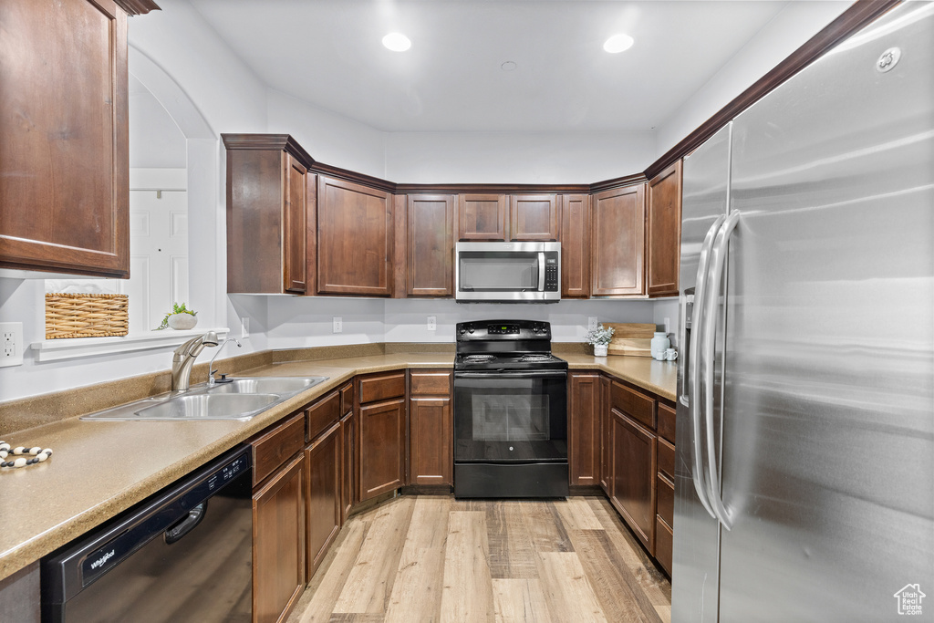 2153 N SPRINGTIME DR Saratoga Springs, UT 84045