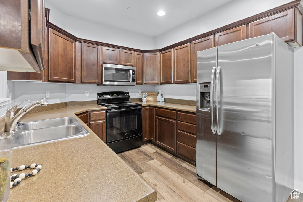 2153 N SPRINGTIME DR Saratoga Springs, UT 84045