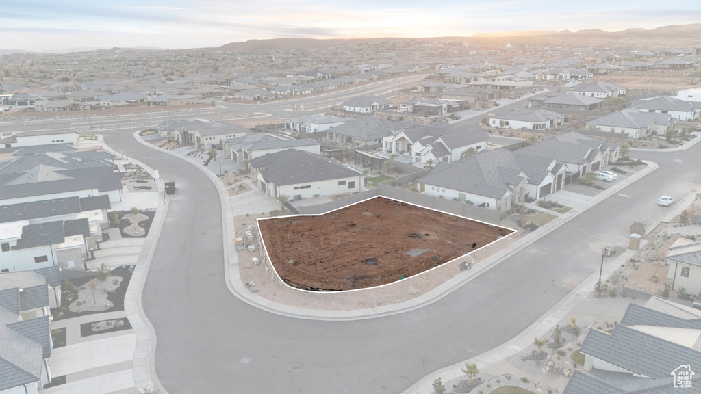 Bird's eye view featuring a mountain view and a residential view
