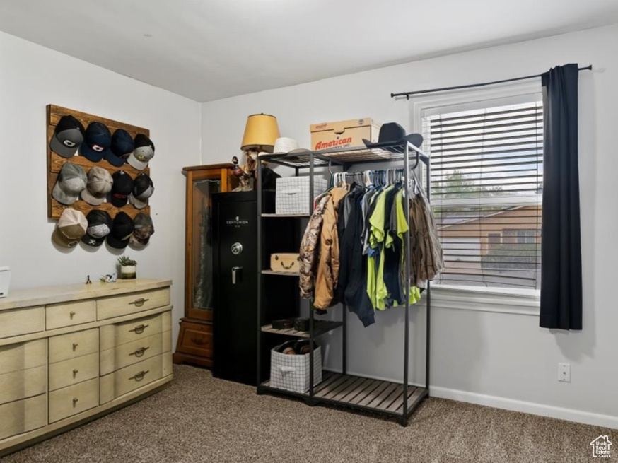 2155 TYLER AVE Ogden, UT 84401