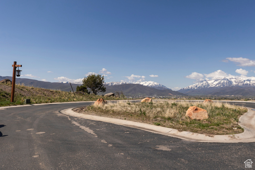 View of mountain feature