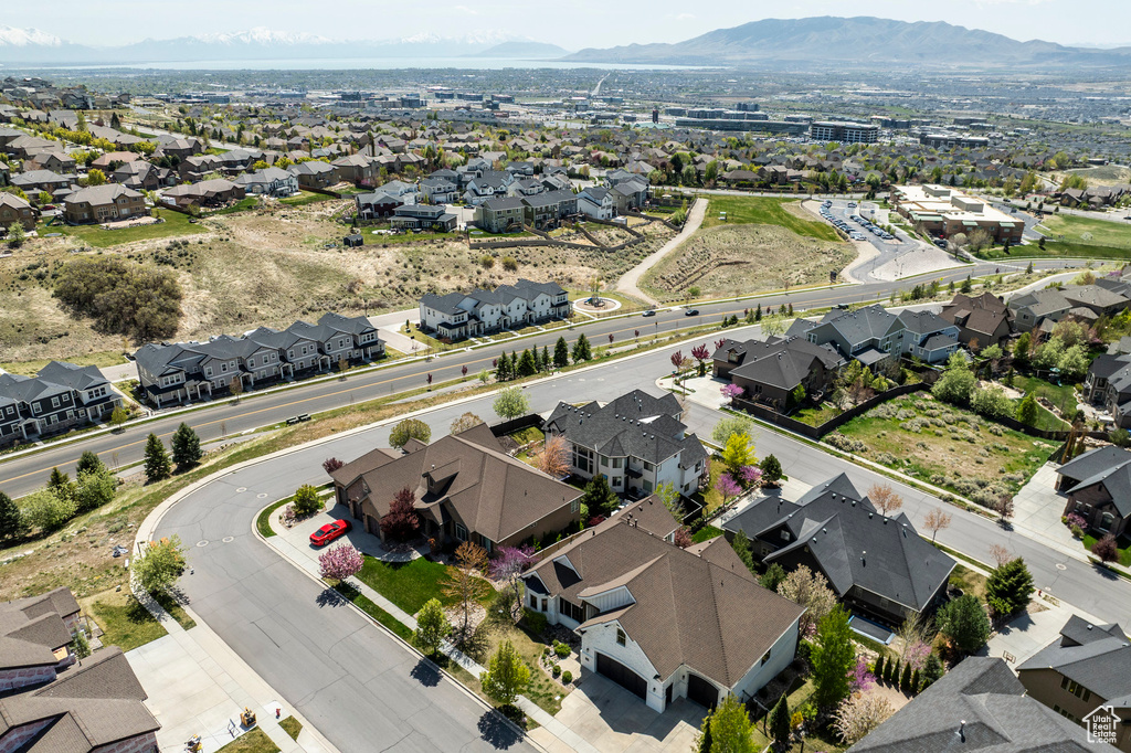 Bird's eye view with a mountain view and a residential view