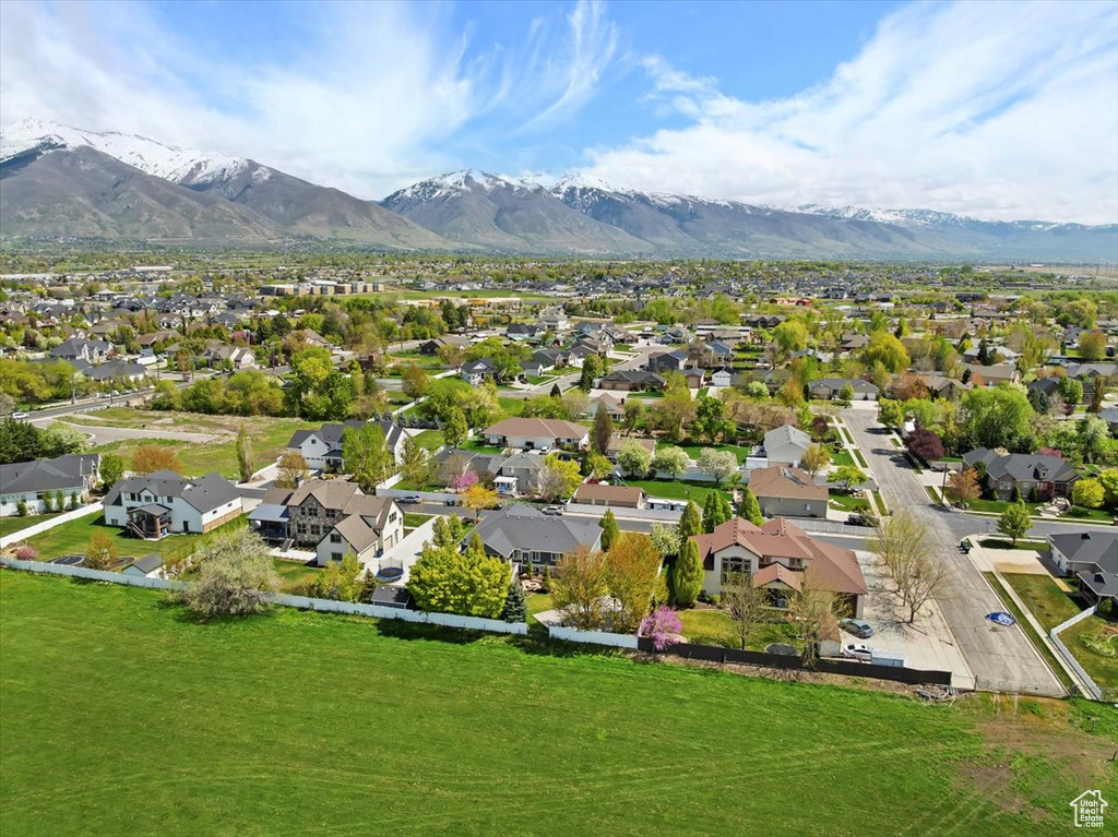 Aerial view featuring a residential view and a mountain view