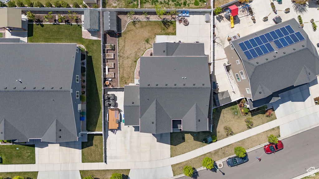 Birds eye view of property