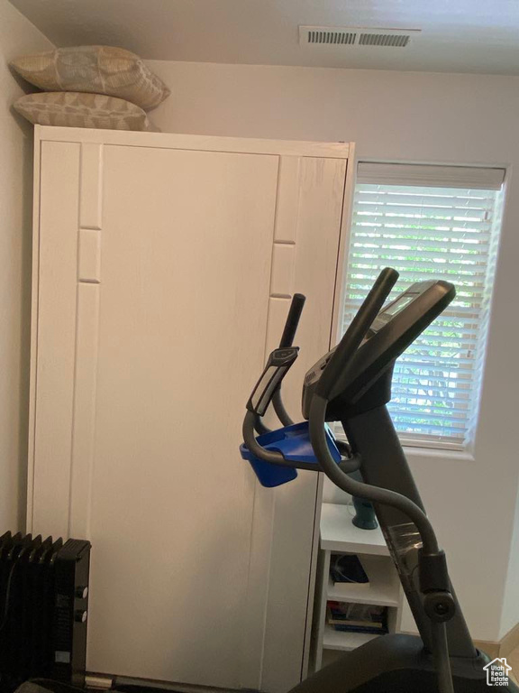 Exercise room with visible vents