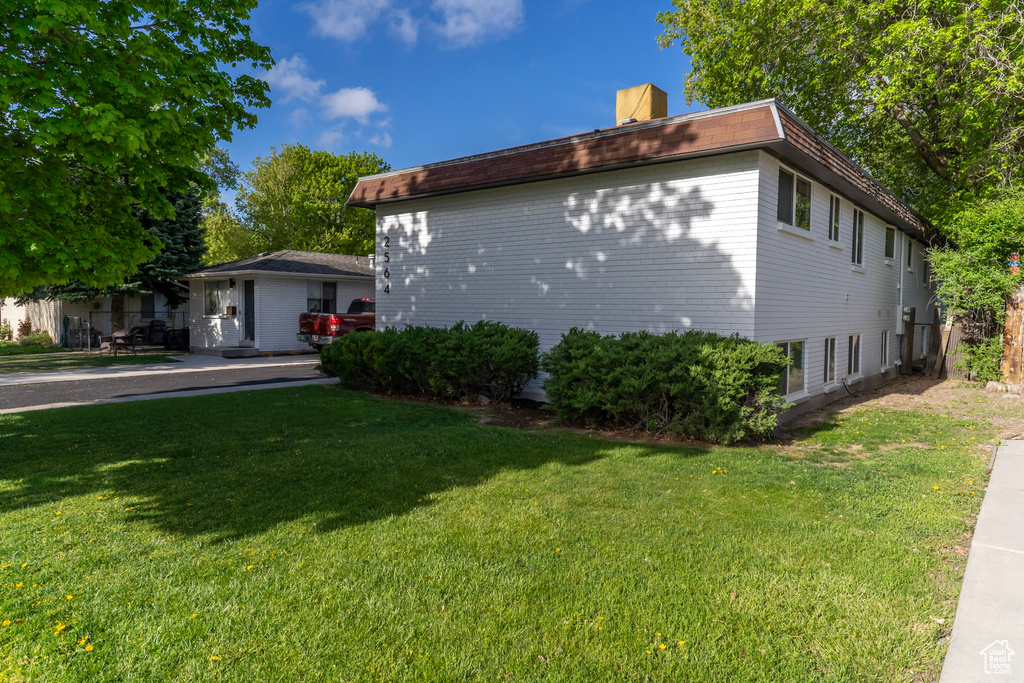2564 S 800 EAST Salt Lake City, UT 84106