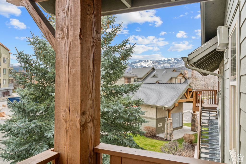 Doorway featuring a mountain view