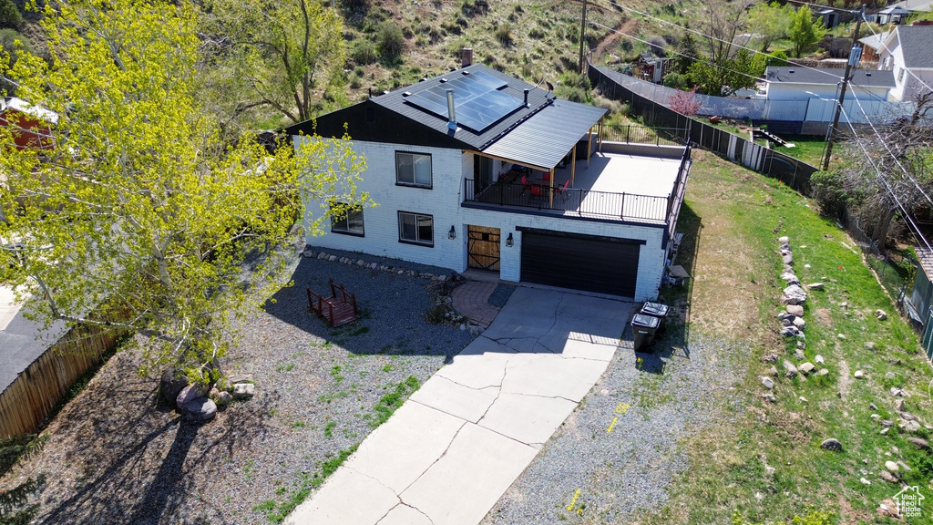 Birds eye view of property
