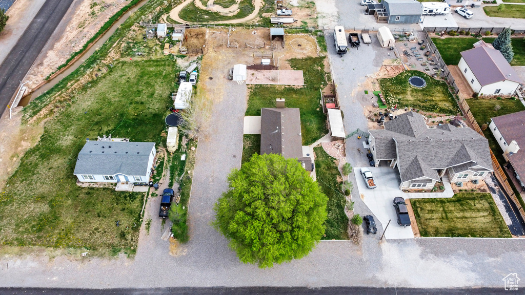 Bird\'s eye view featuring a residential view