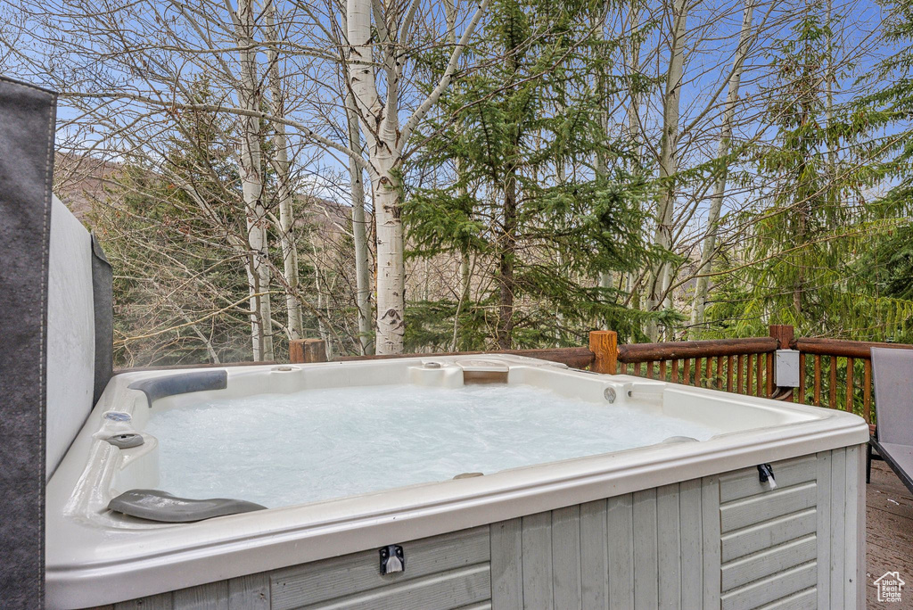 Deck with a hot tub