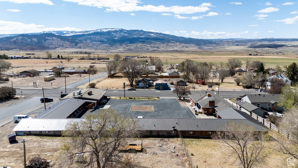 Bird\'s eye view featuring a mountain view