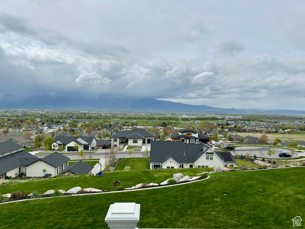 Bird\'s eye view featuring a residential view and a mountain view
