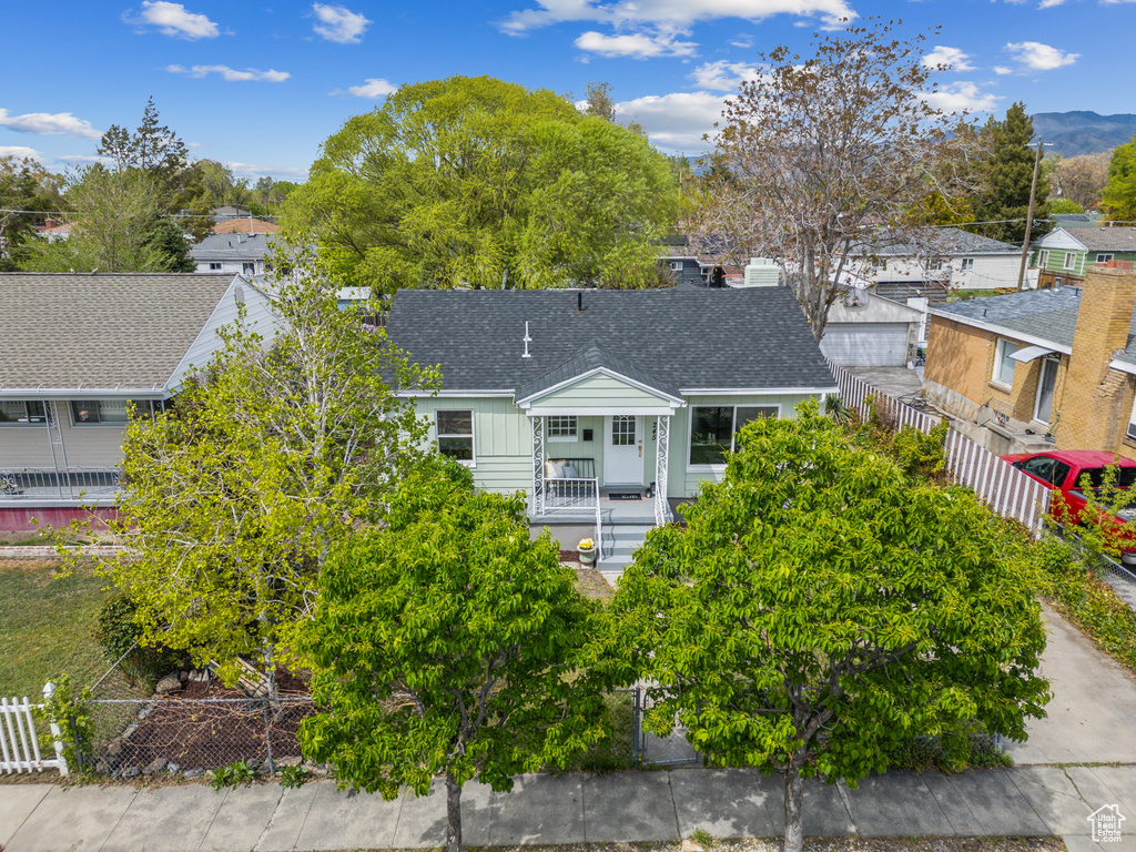 Aerial view with a residential view