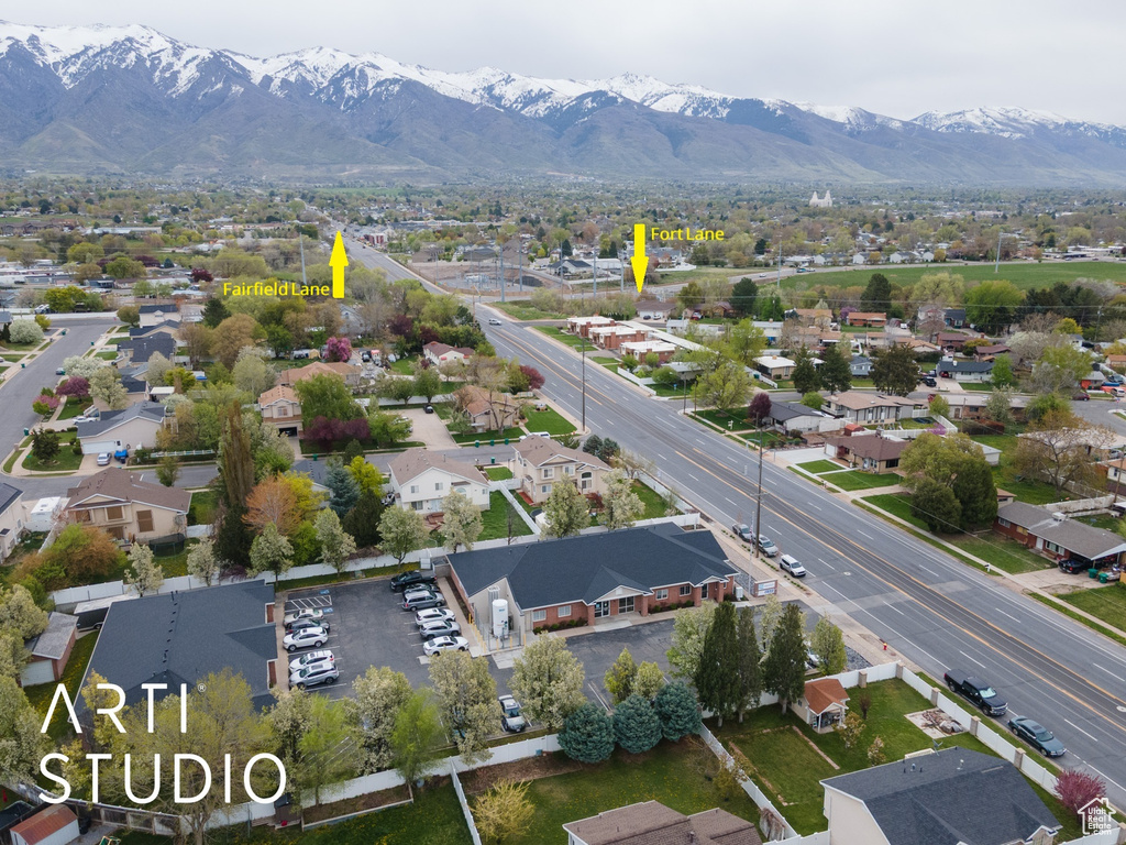 Bird\'s eye view featuring a mountain view and a residential view