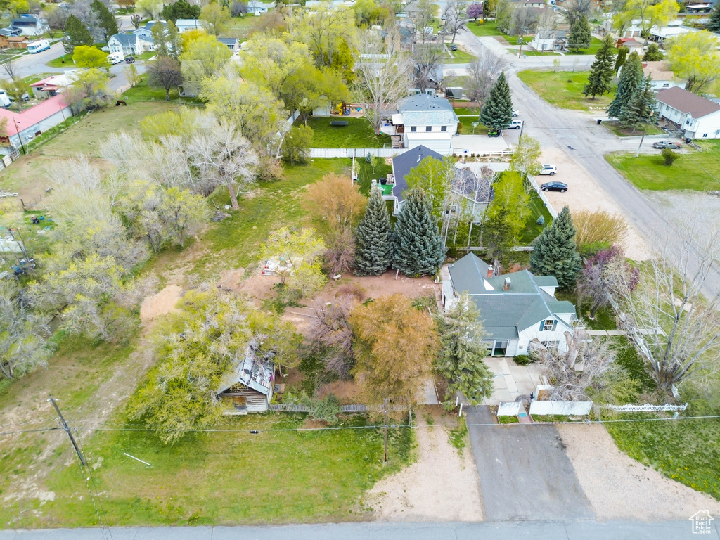 Birds eye view of property featuring a residential view
