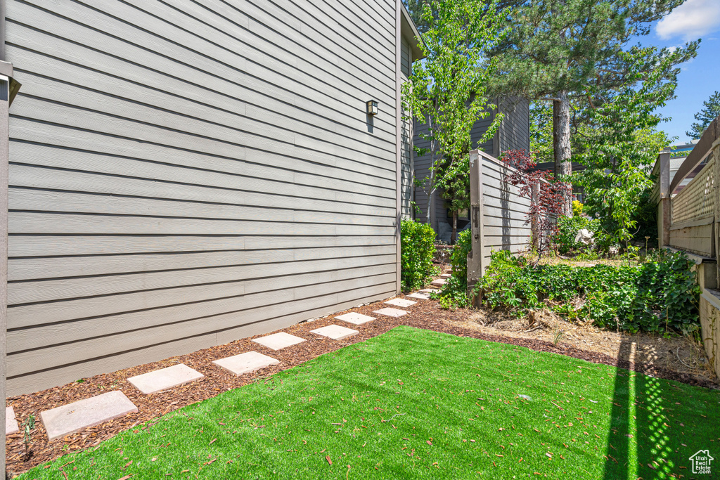 4758 S ICHABOD ST Holladay, UT 84117